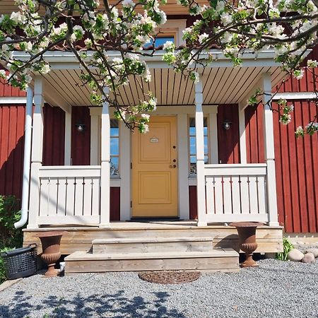 Saellinge House - Cozy Villa With Fireplace And Garden Close To Uppsala Exterior photo