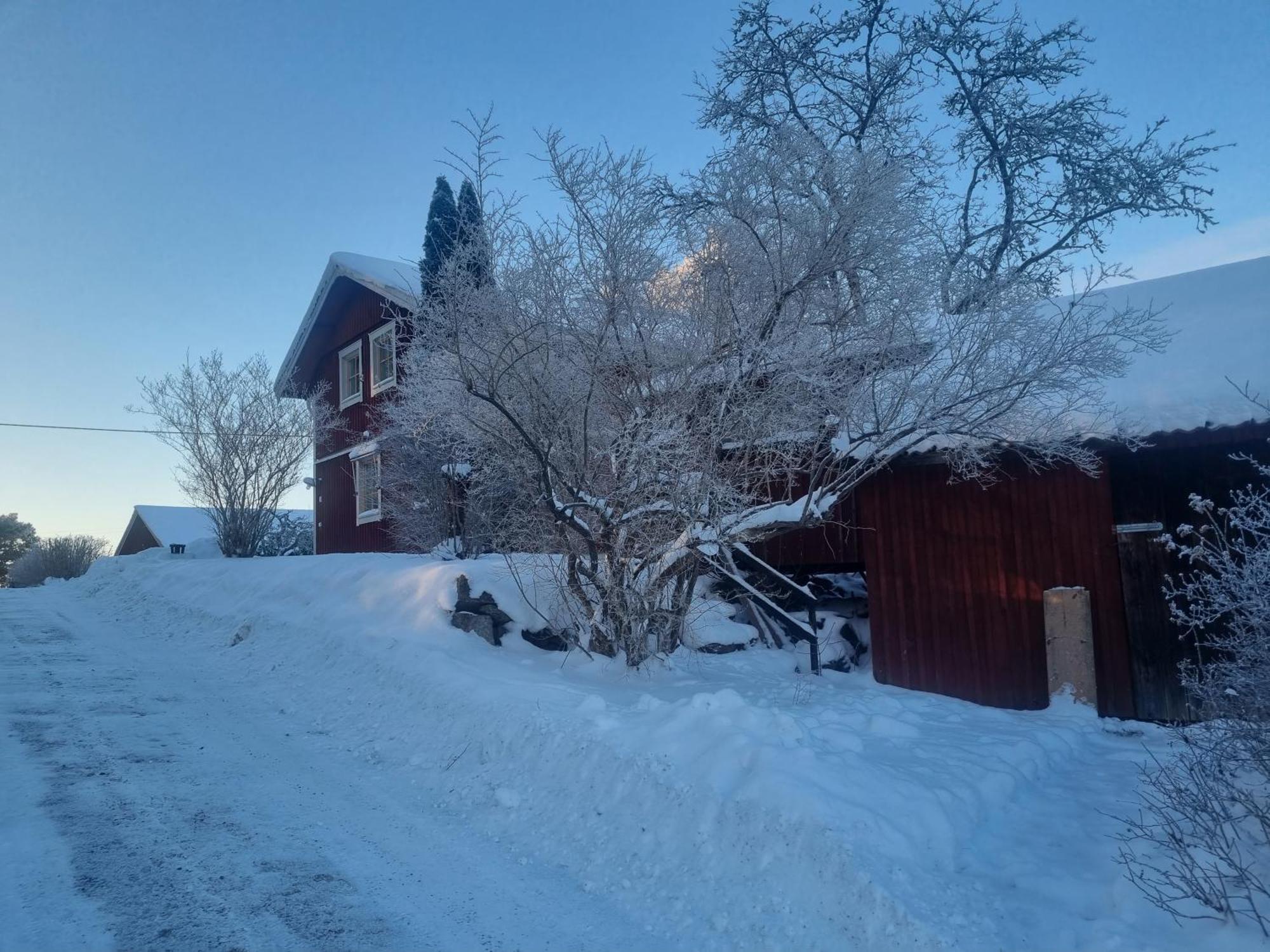 Saellinge House - Cozy Villa With Fireplace And Garden Close To Uppsala Exterior photo